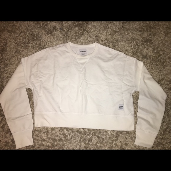 NWT! Women's Converse belly sweatshirt size Med - Picture 1 of 2